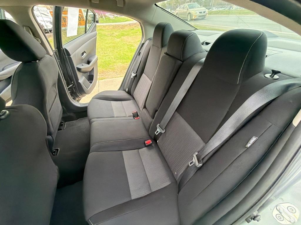 Nissan Sentra SV CVT 2021