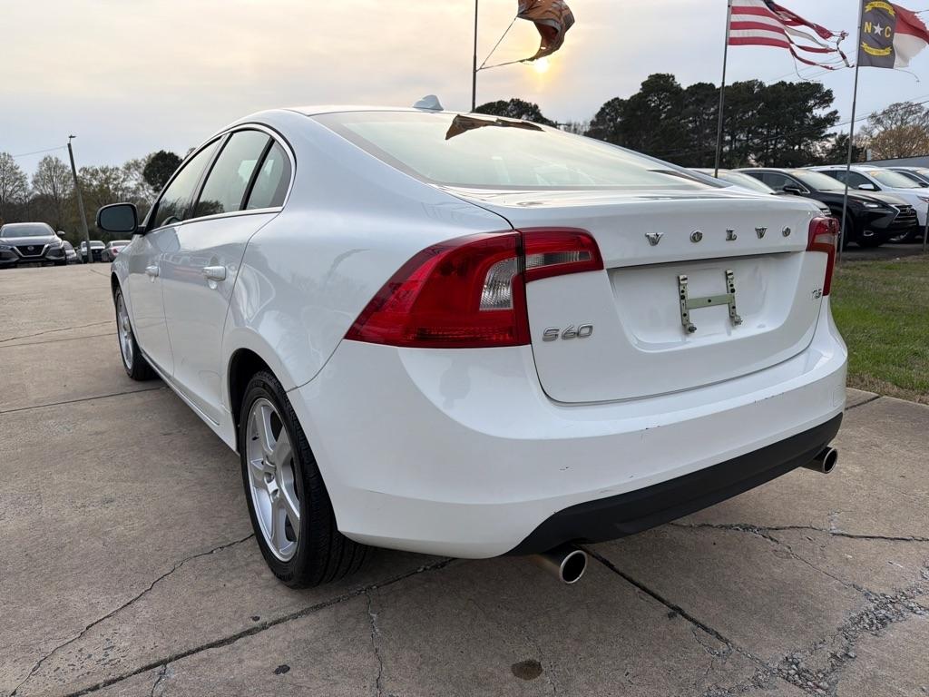Volvo S60 4dr Sdn T5 FWD 2013