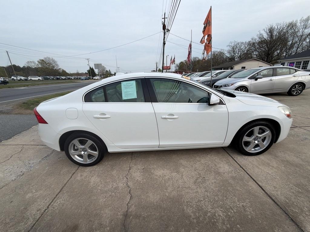 Volvo S60 4dr Sdn T5 FWD 2013