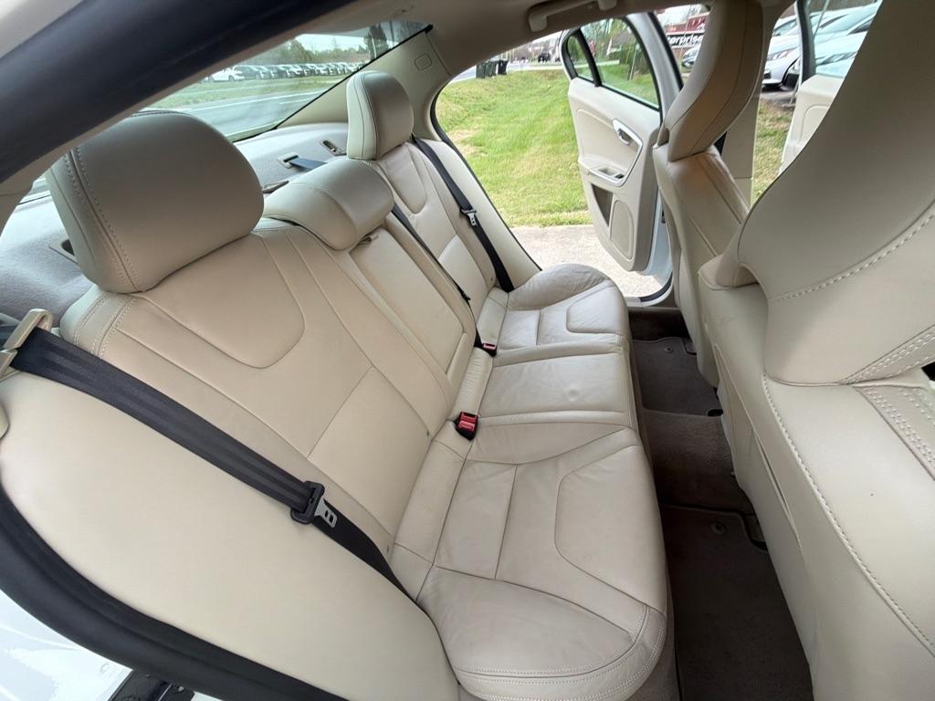 Volvo S60 4dr Sdn T5 FWD 2013