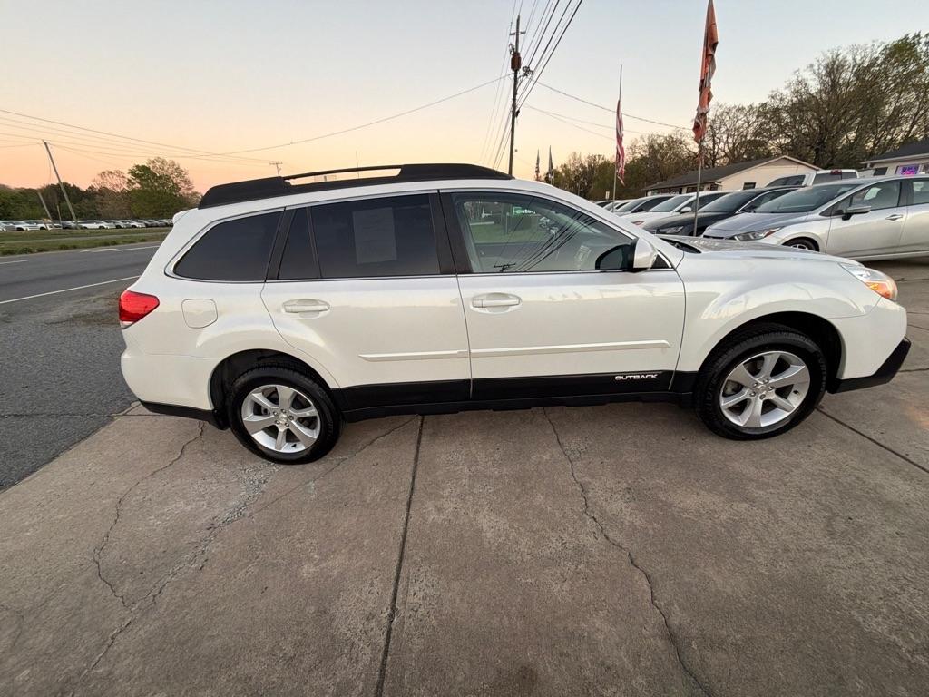 Subaru Outback 4dr Wgn H4 Auto 2.5i Limited 2013