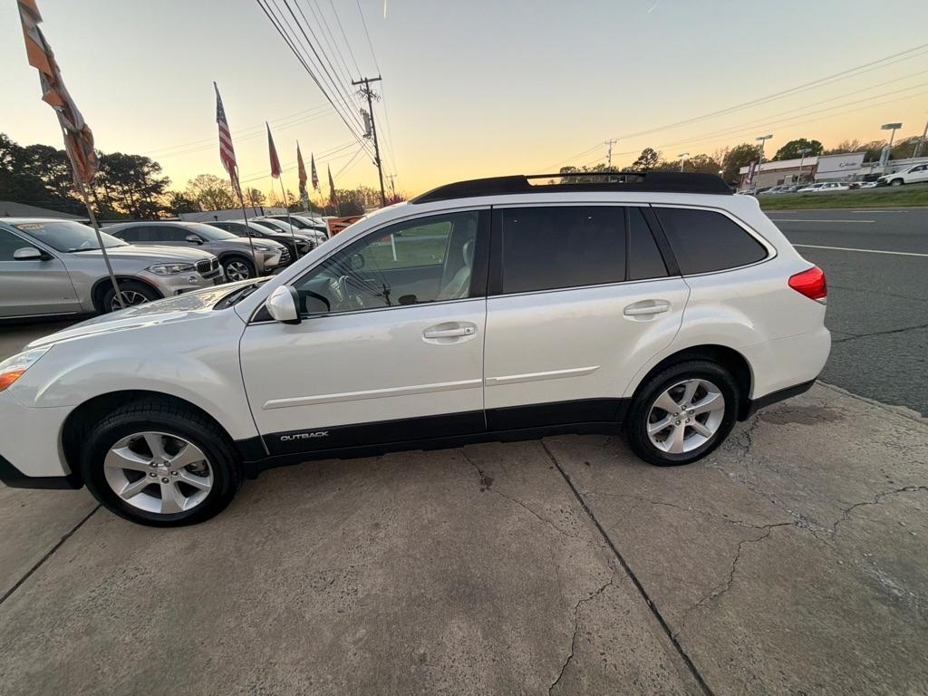 Subaru Outback 4dr Wgn H4 Auto 2.5i Limited 2013