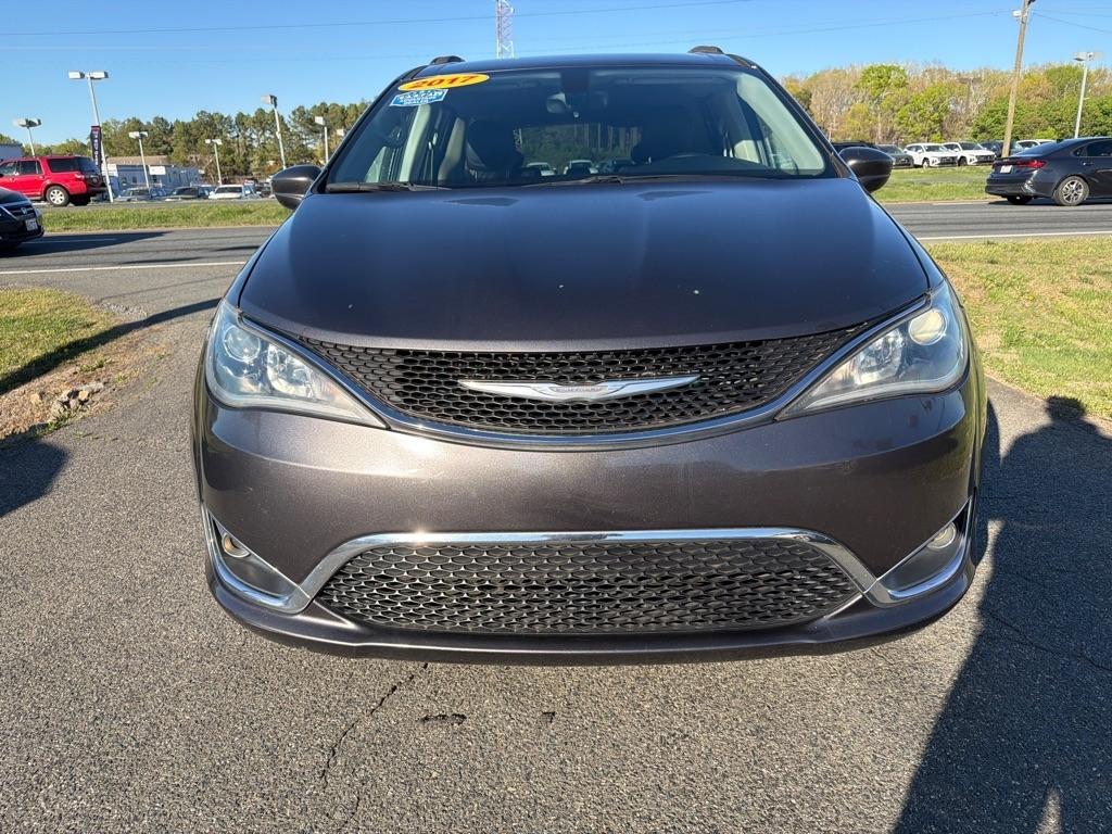 Chrysler Pacifica Touring-L FWD 2017