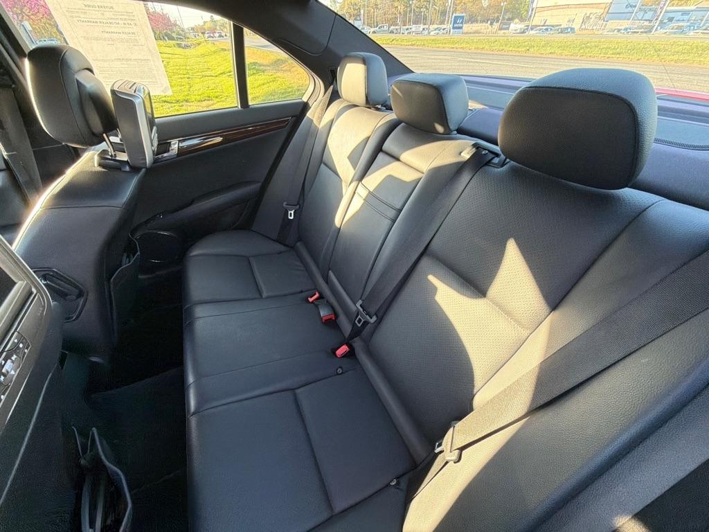 Mercedes-Benz C-Class 4dr Sdn C 350 Sport RWD 2010