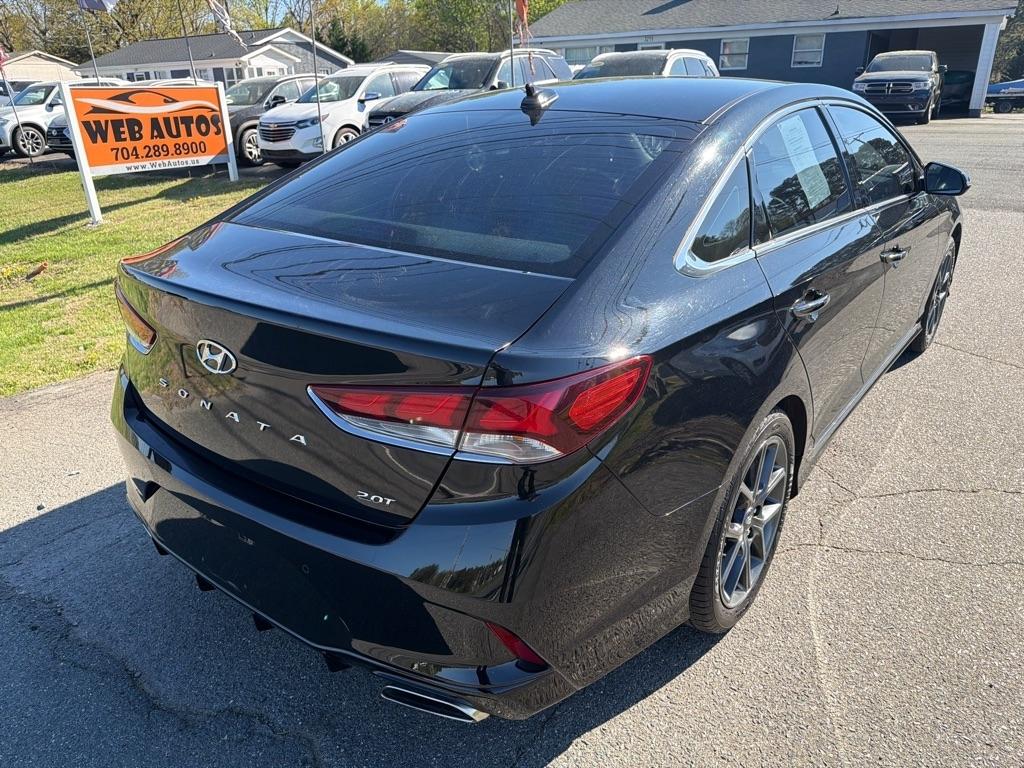 Hyundai Sonata Limited 2.0T *Ltd Avail* 2018