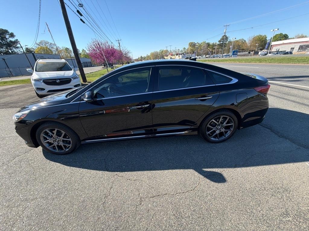 Hyundai Sonata Limited 2.0T *Ltd Avail* 2018