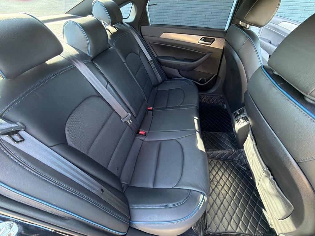 Hyundai Sonata Limited 2.0T *Ltd Avail* 2018