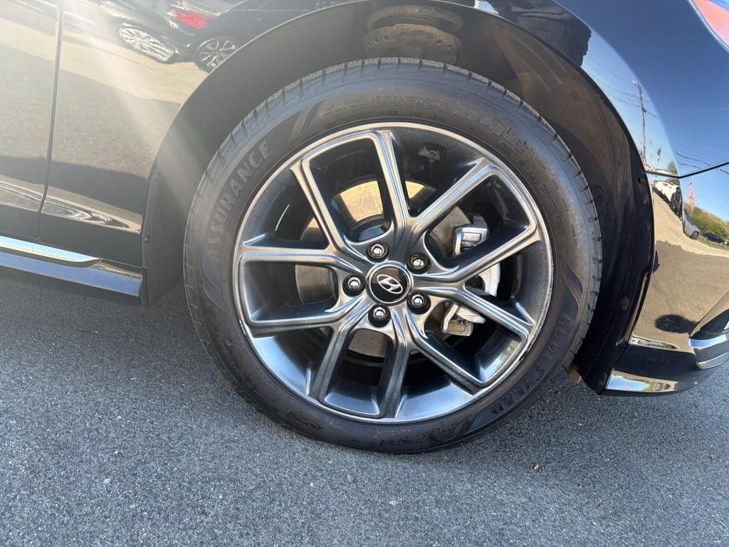 Hyundai Sonata Limited 2.0T *Ltd Avail* 2018