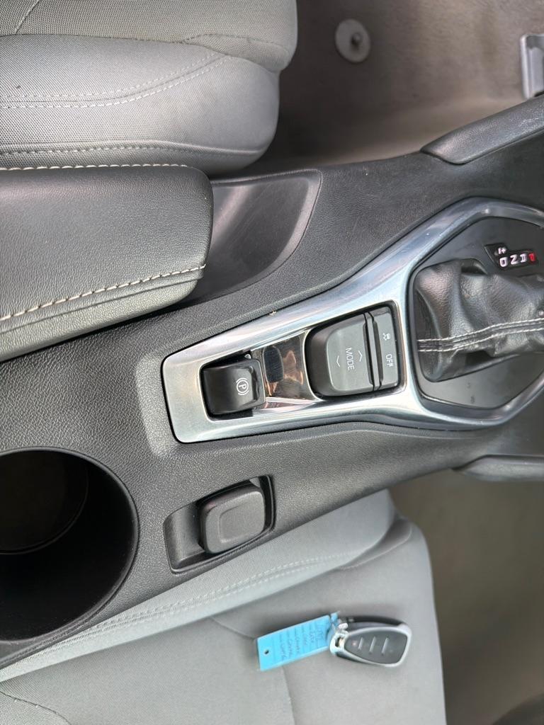 Chevrolet Camaro 2dr Cpe 1LT 2020