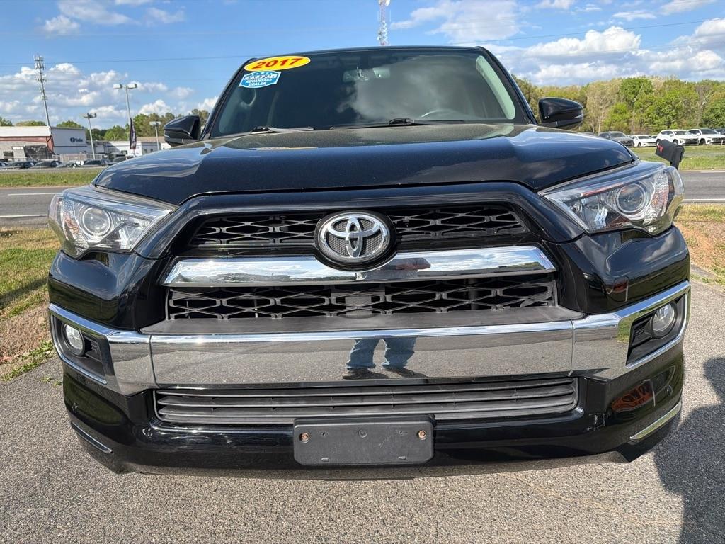 Toyota 4Runner TRD Off Road Premium 4WD (Natl) 2017