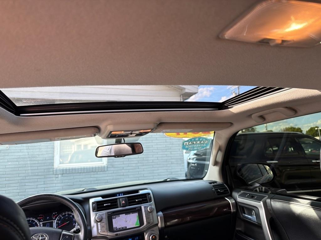 Toyota 4Runner TRD Off Road Premium 4WD (Natl) 2017