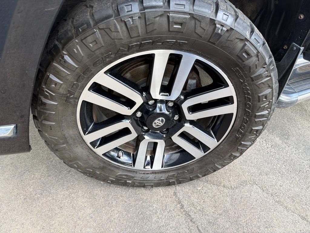 Toyota 4Runner TRD Off Road Premium 4WD (Natl) 2017