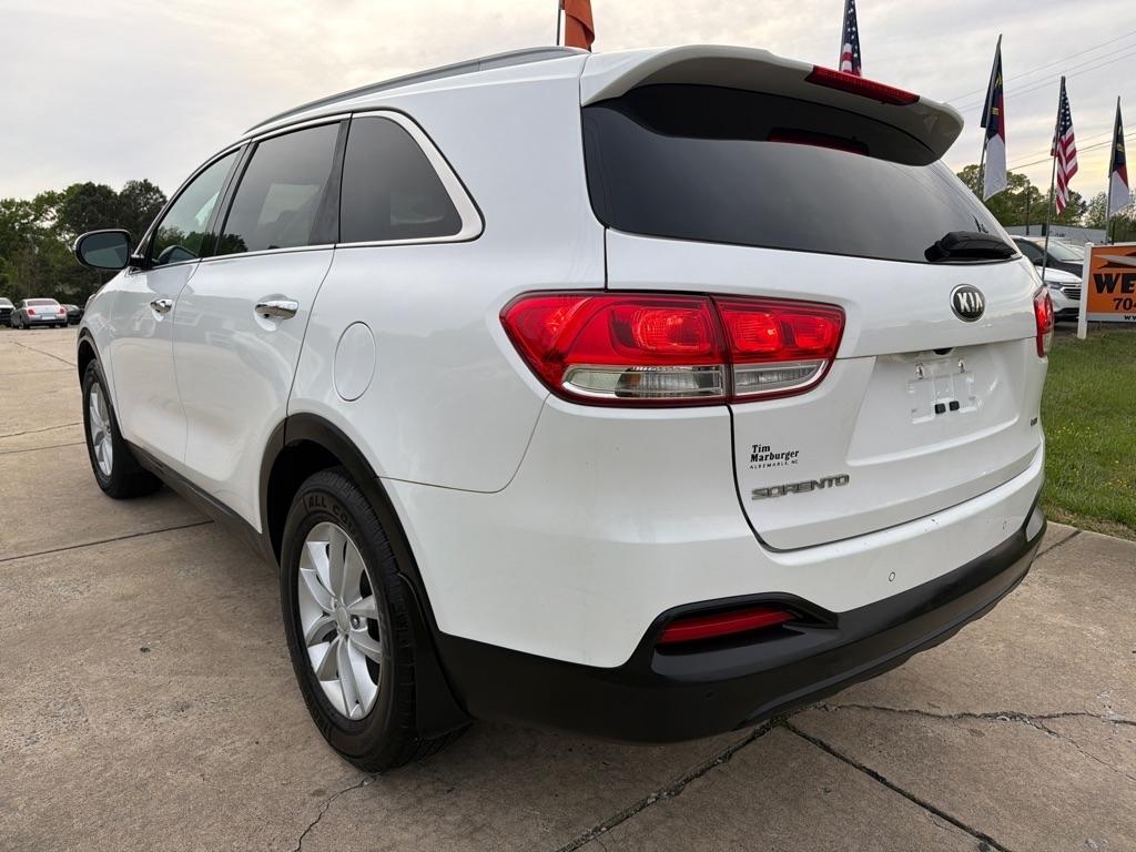 Kia Sorento LX FWD 2017
