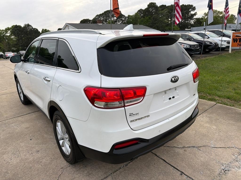 Kia Sorento LX FWD 2017