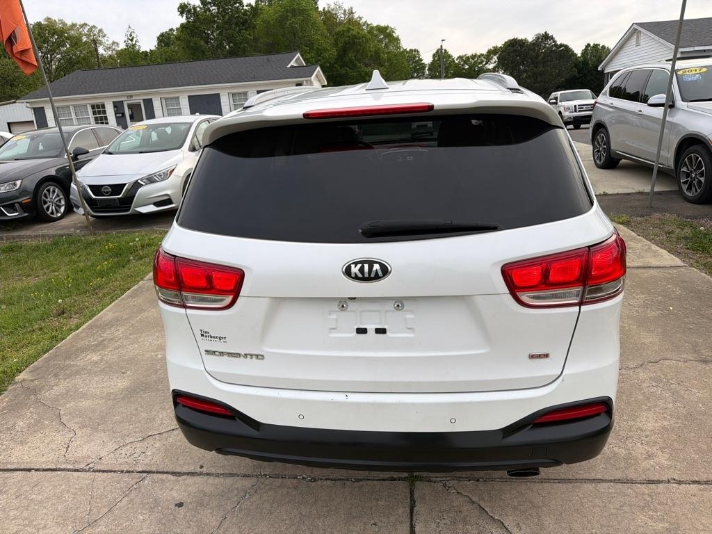 Kia Sorento LX FWD 2017