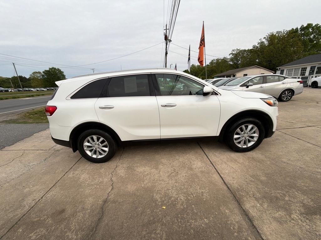 Kia Sorento LX FWD 2017
