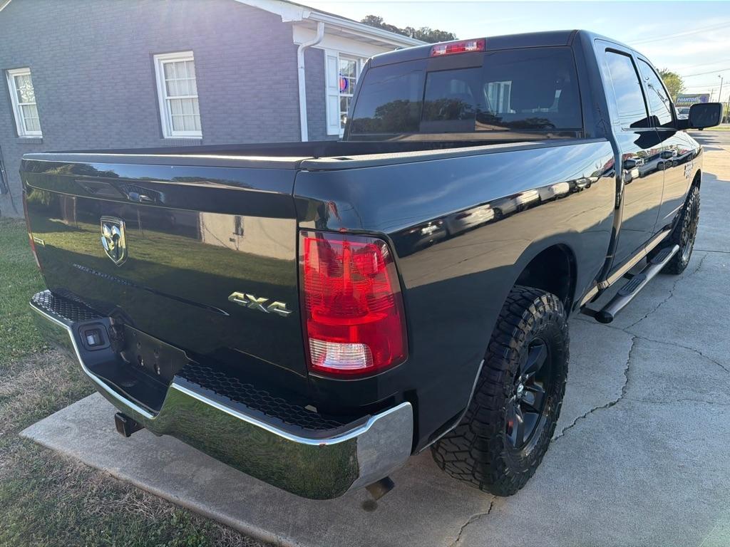 RAM 1500 Classic SLT 4x4 Crew Cab 6'4" Box 2019
