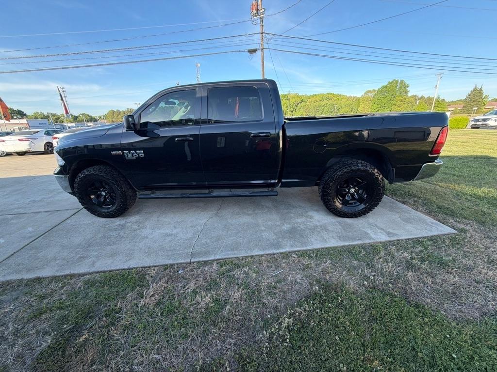 RAM 1500 Classic SLT 4x4 Crew Cab 6'4" Box 2019