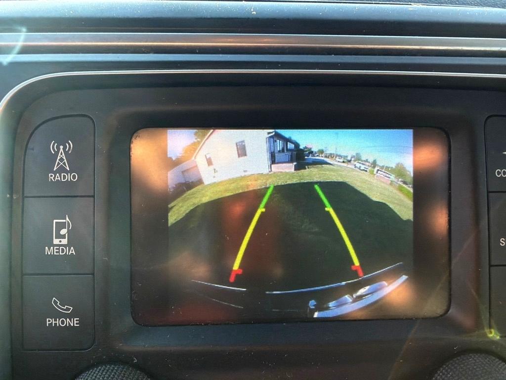 RAM 1500 Classic SLT 4x4 Crew Cab 6'4" Box 2019