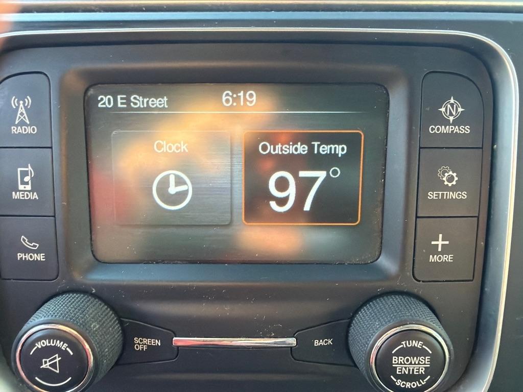 RAM 1500 Classic SLT 4x4 Crew Cab 6'4" Box 2019