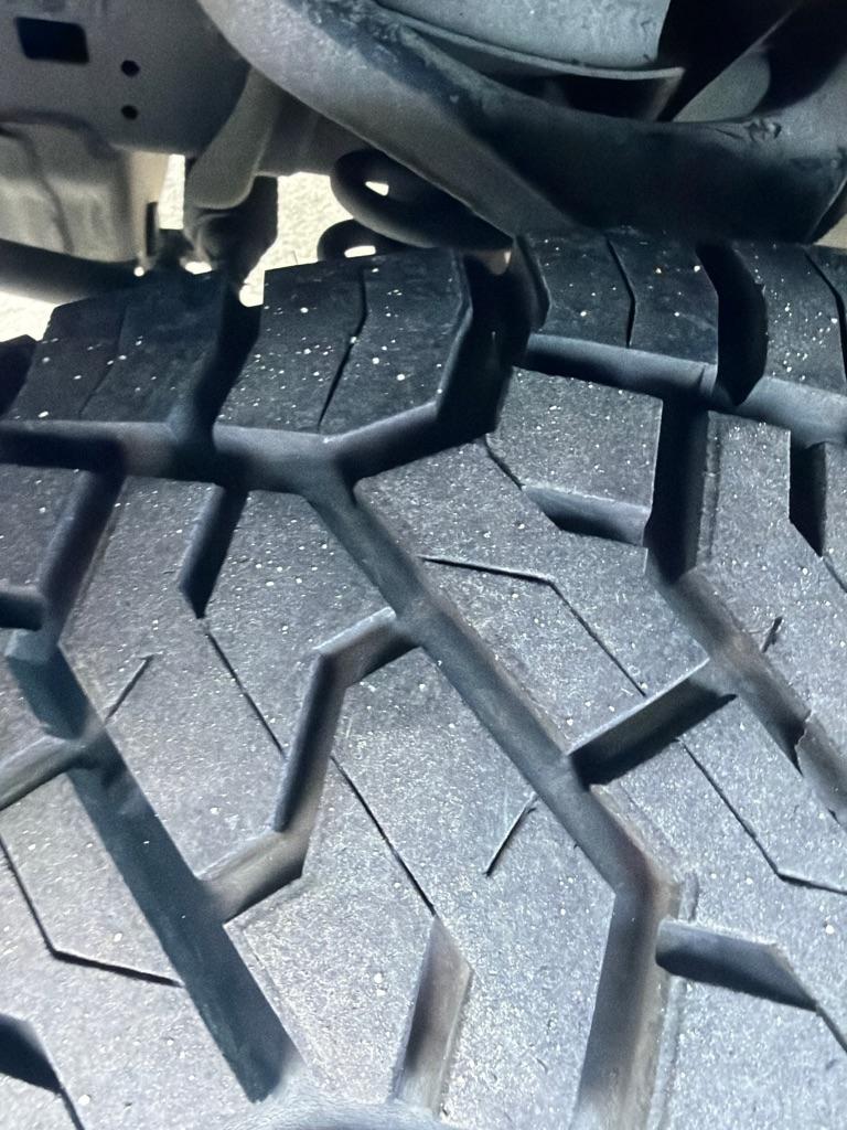 RAM 1500 Classic SLT 4x4 Crew Cab 6'4" Box 2019