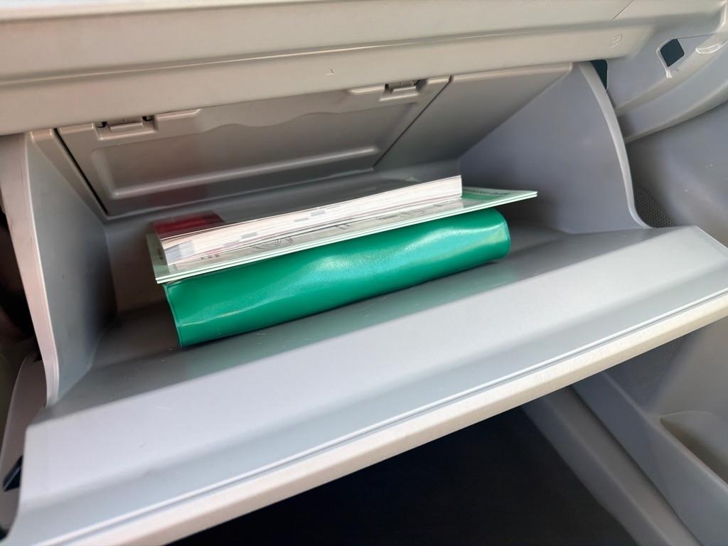 Toyota Prius V 5dr Wgn Three (Natl) 2016