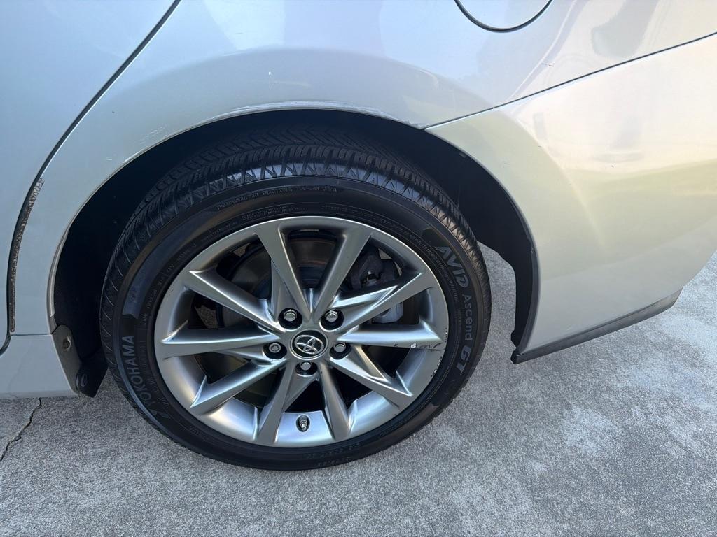 Toyota Prius V 5dr Wgn Three (Natl) 2016