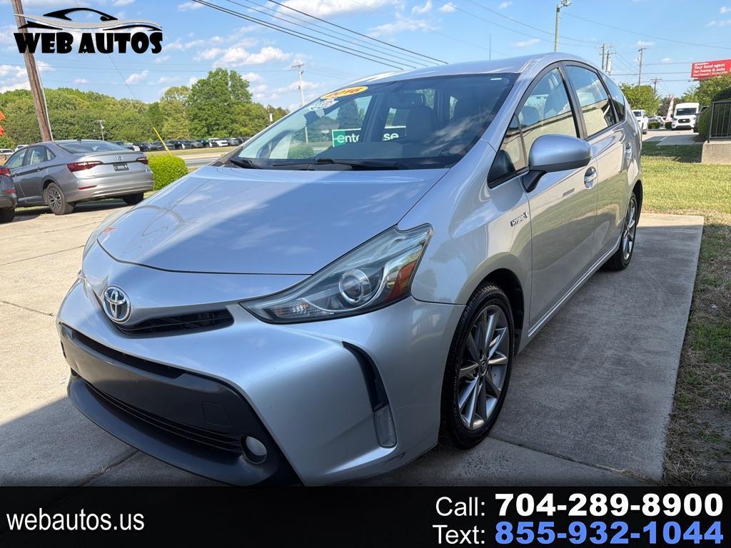 Toyota Prius V 5dr Wgn Three (Natl) 2016