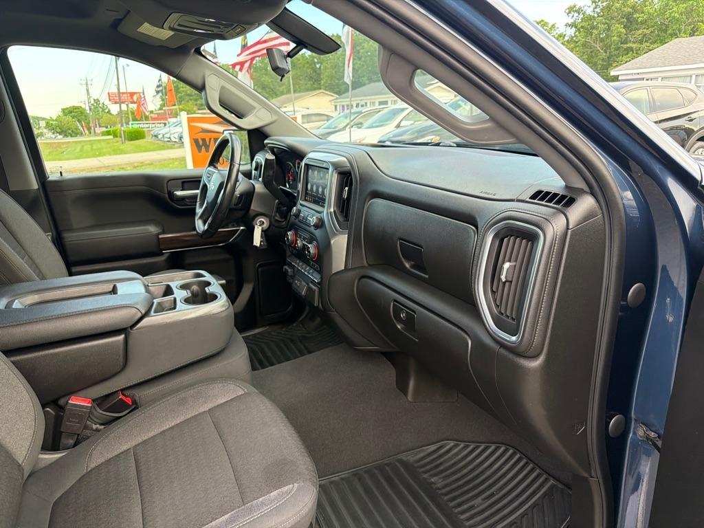 Chevrolet Silverado 1500 4WD Crew Cab 157" LT 2021