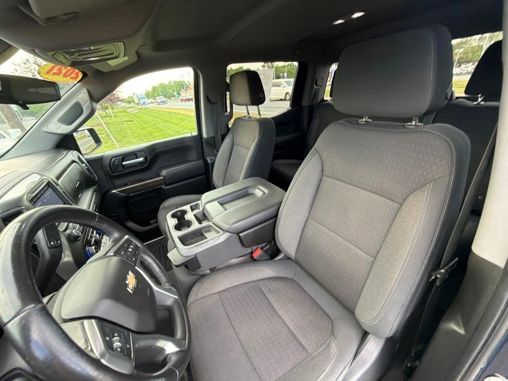 Chevrolet Silverado 1500 4WD Crew Cab 157" LT 2021