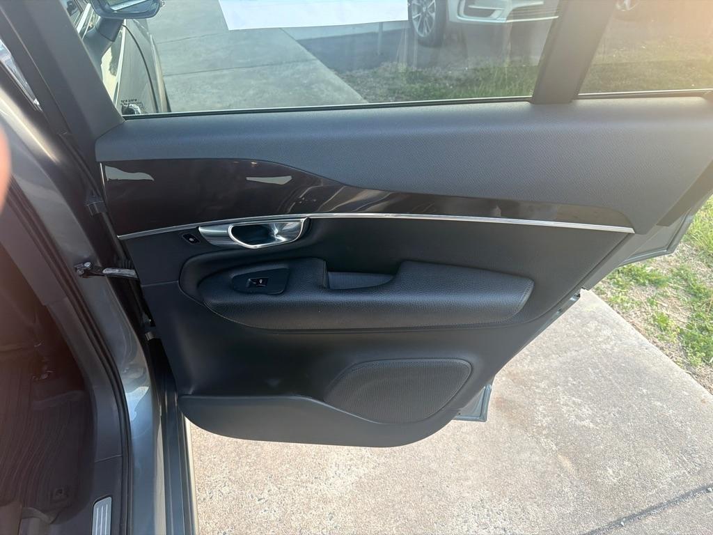 Volvo XC90 T6 AWD Momentum 2019