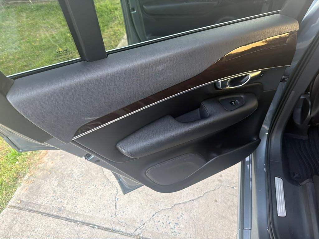 Volvo XC90 T6 AWD Momentum 2019