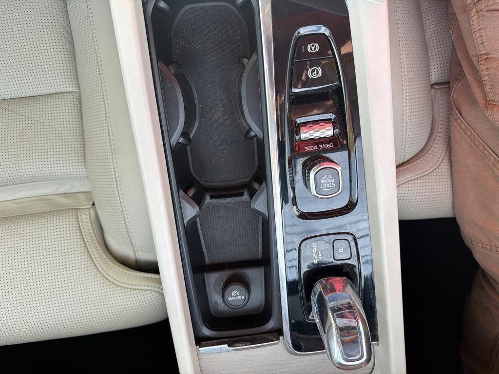 Volvo XC60 T8 eAWD Plug-In Hybrid Inscription 2018