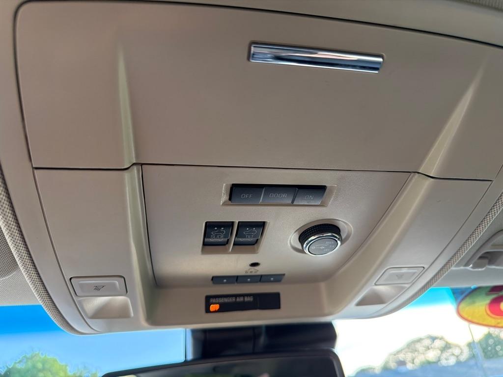 Chevrolet Tahoe 2WD 4dr LT 2016