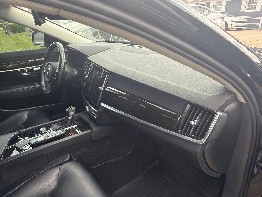 Volvo S90 T5 AWD Momentum 2018