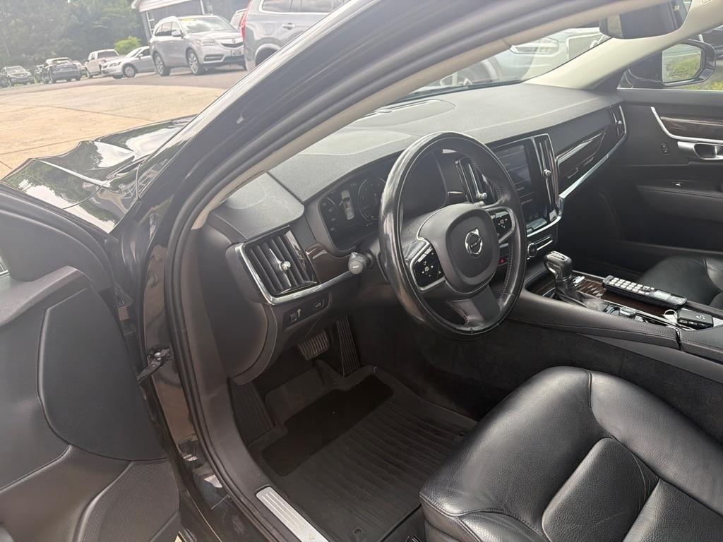 Volvo S90 T5 AWD Momentum 2018