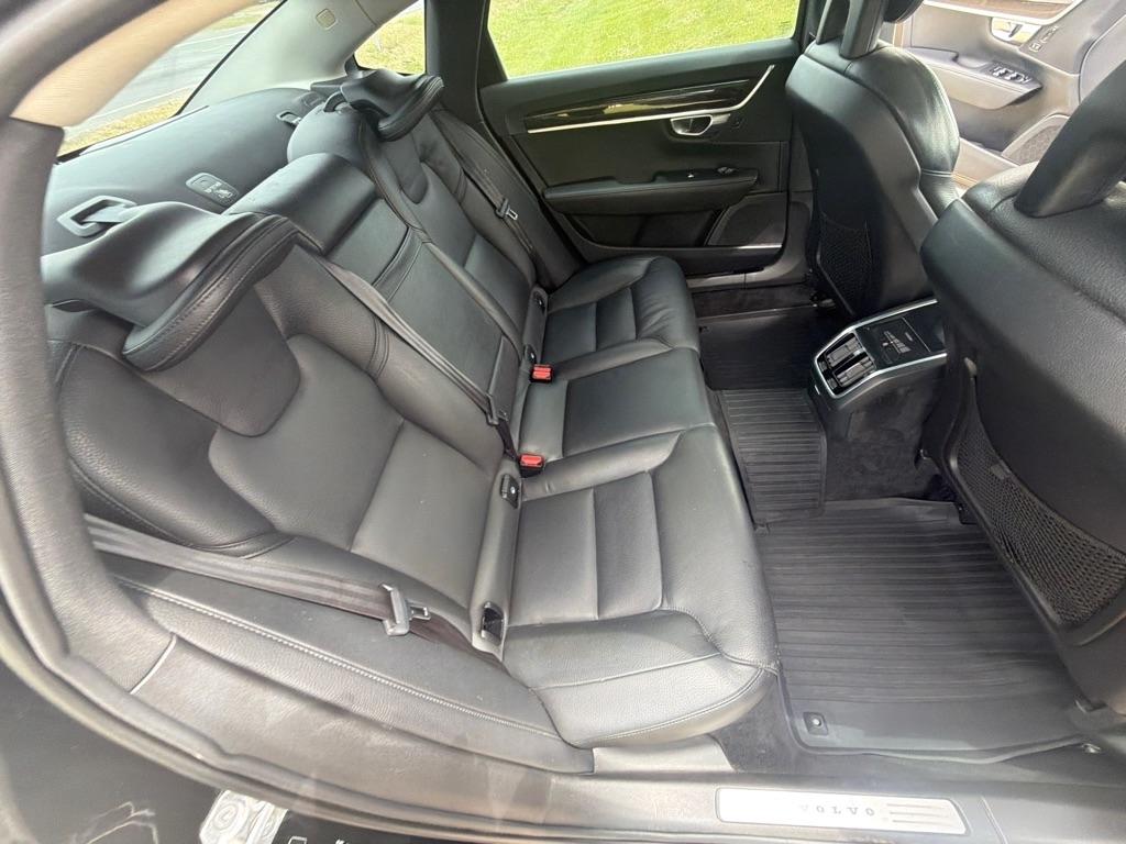 Volvo S90 T5 AWD Momentum 2018
