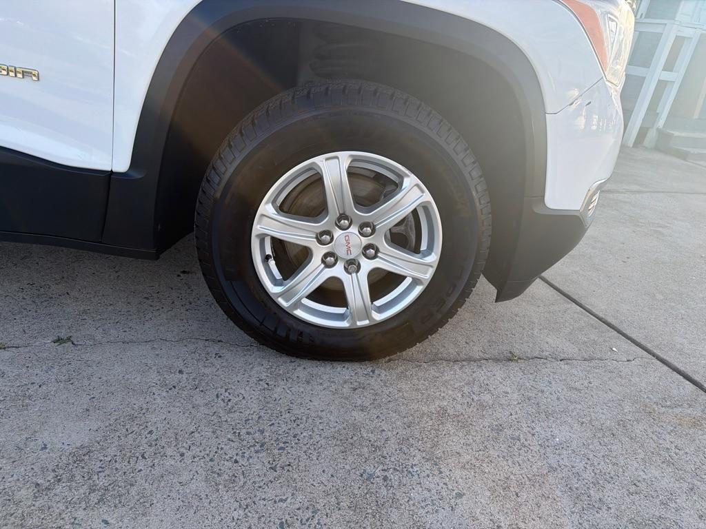 GMC Acadia FWD 4dr SLE w/SLE-1 2019