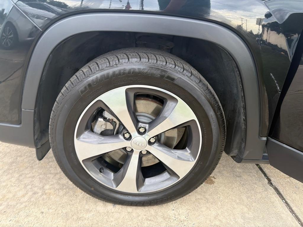 Jeep Cherokee Limited FWD 2019