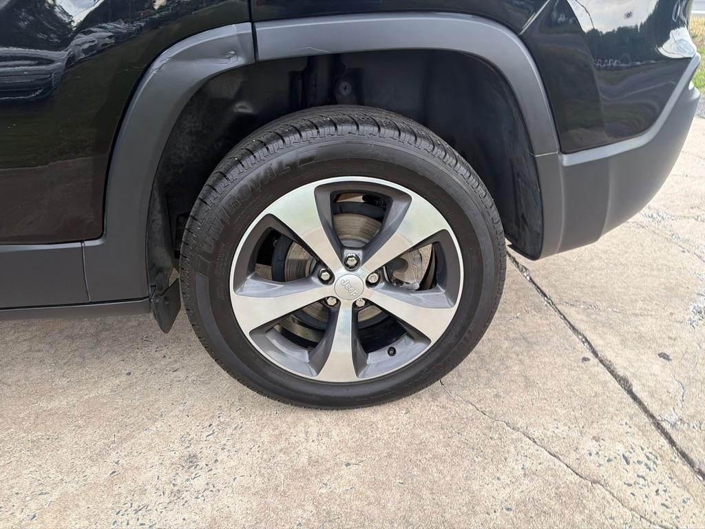 Jeep Cherokee Limited FWD 2019