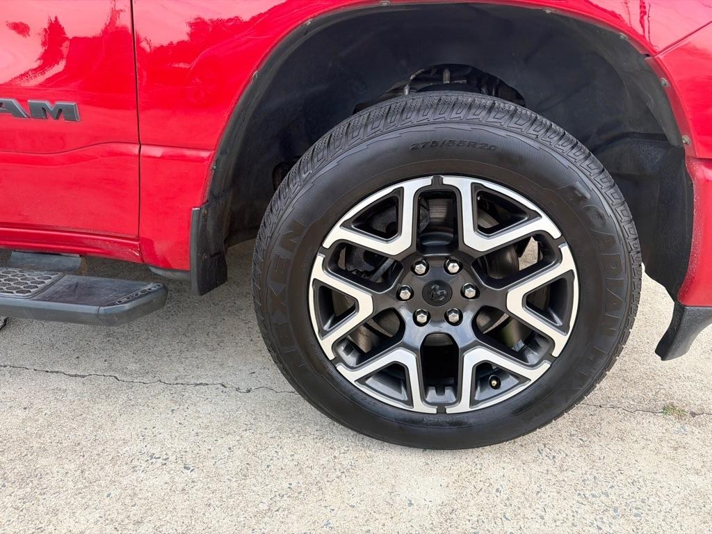 RAM 1500 Sport 4x4 Quad Cab 6'4" Box 2021