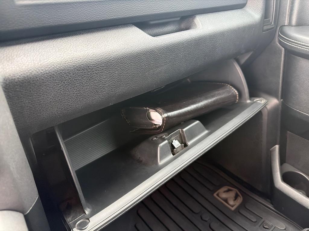 RAM 1500 Rebel 4x2 Crew Cab 5'7" Box 2017