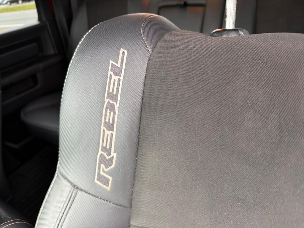 RAM 1500 Rebel 4x2 Crew Cab 5'7" Box 2017