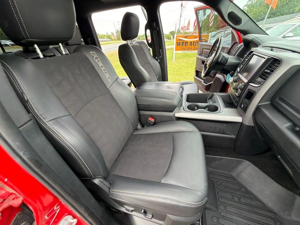 RAM 1500 Rebel 4x2 Crew Cab 5'7" Box 2017