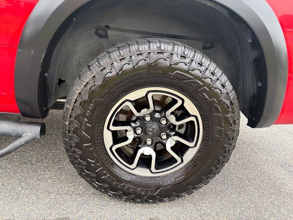 RAM 1500 Rebel 4x2 Crew Cab 5'7" Box 2017