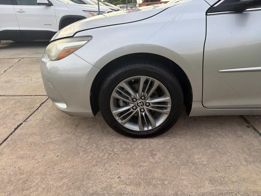 Toyota Camry 4dr Sdn I4 Auto SE w/Special Edition Pkg (Natl) 2016