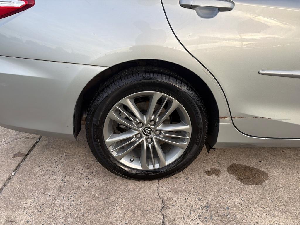 Toyota Camry 4dr Sdn I4 Auto SE w/Special Edition Pkg (Natl) 2016