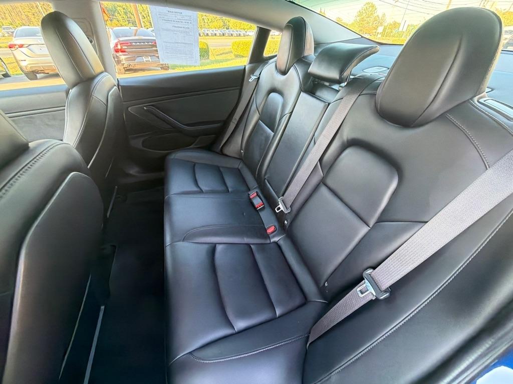 Tesla Model 3 Mid Range Battery RWD 2018