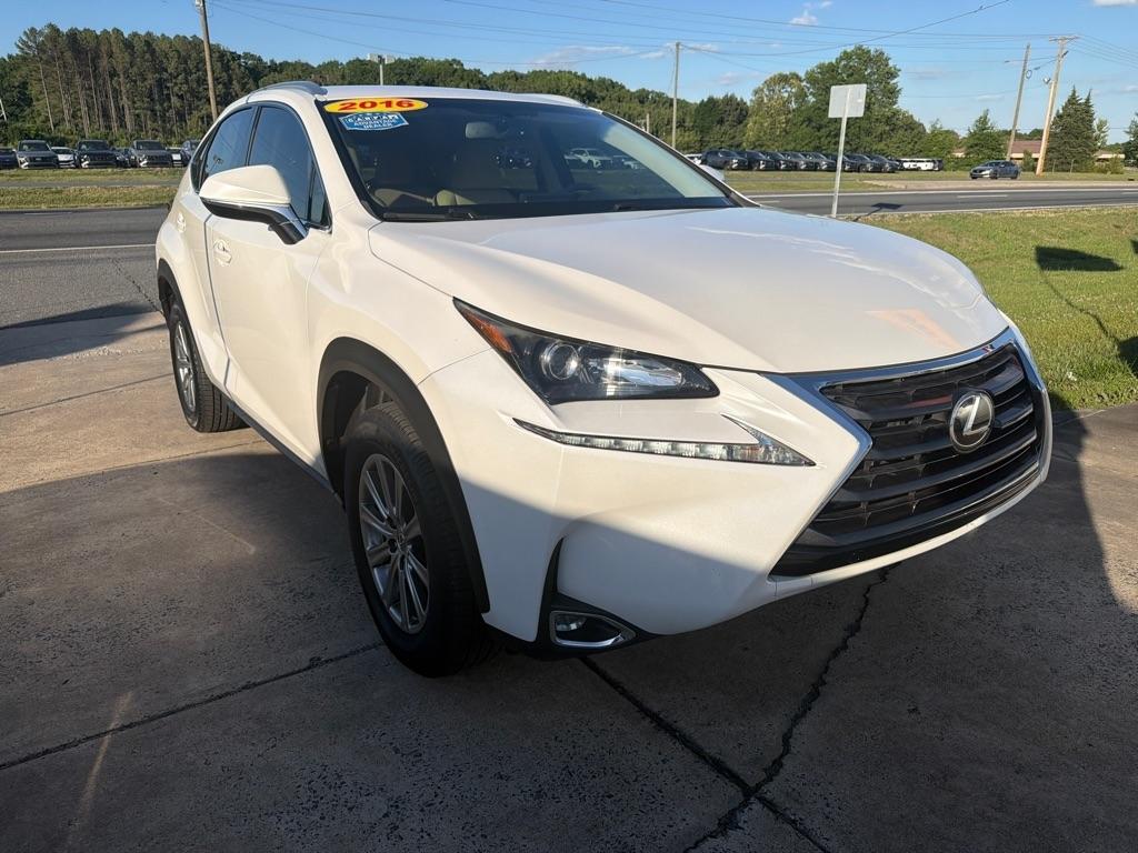 Lexus NX 200t FWD 4dr 2016
