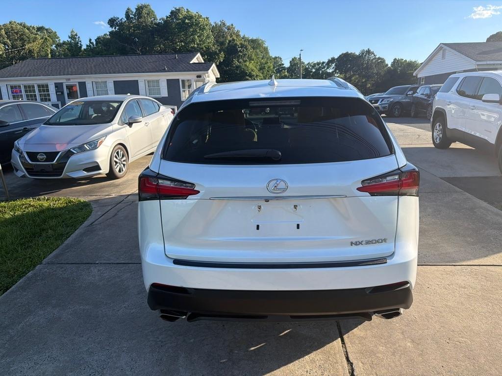 Lexus NX 200t FWD 4dr 2016